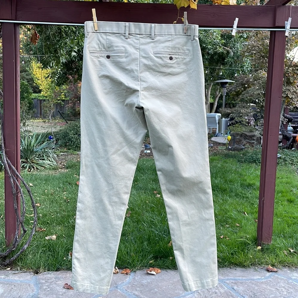 ๐ GAP; Classic Khaki Casual Pants SLIM Waist 32โand Inseam is 32.โ Nice Shape! - Picture 3 of 7
